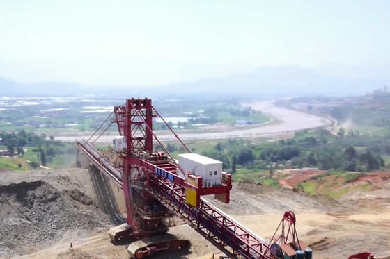 Heavy Duty Crawler Transfer Conveyor Material Open Cast Mines