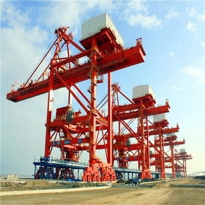 Bulk Materials Handling Belt Type Grab Ship Unloader System At Sea Port Terminal