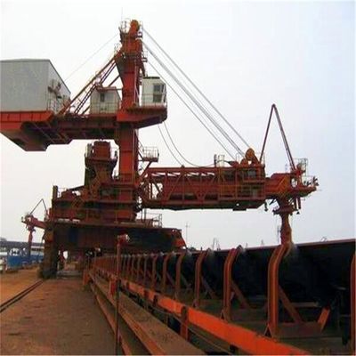 Screw Type Ship Loader For Bulk Material Handling At Seaport Terminal