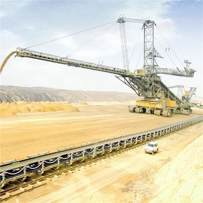 Stockyard Stacker And Reclaimer With Bucket Wheel