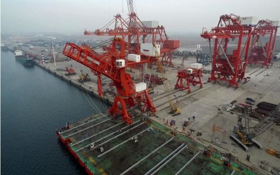 1500 Tph Self Propelled Ship Unloader For Handling Bulk Cargo At Port